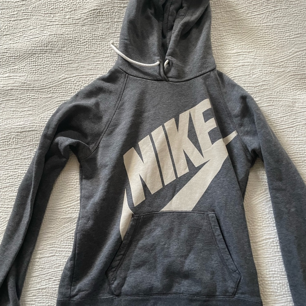 Authentic vintage Nike Sweatshirt size small